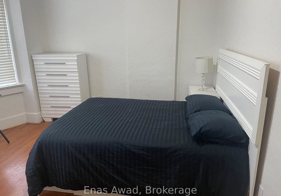 738-manning-avenue-toronto-toronto-ontario-c13674728