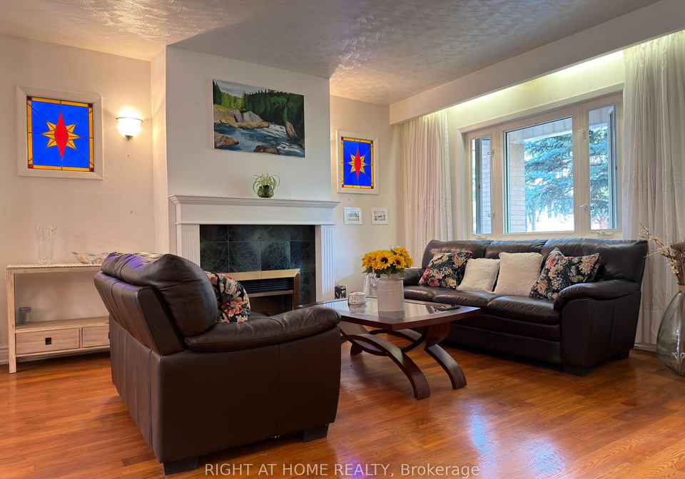 107-melrose-avenue-toronto-toronto-ontario-c13674876