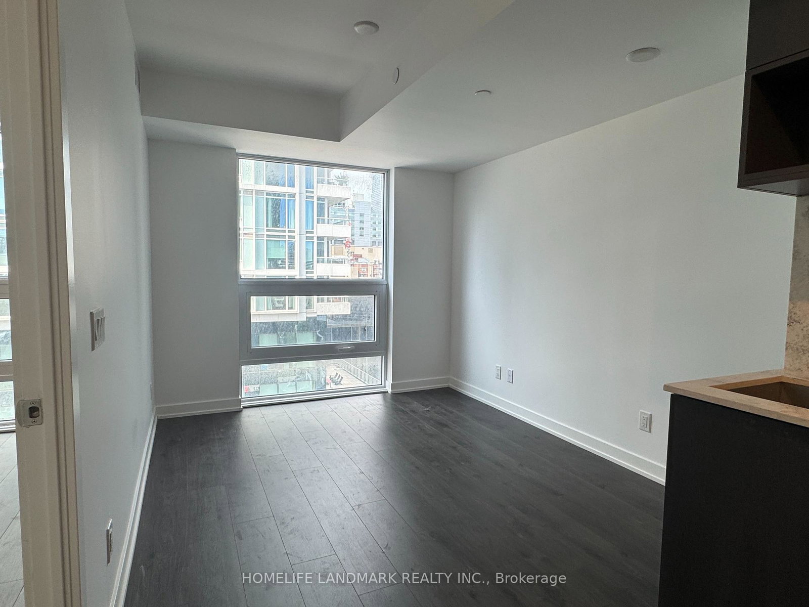 100-queen-street-e-toronto-toronto-ontario-c13674926