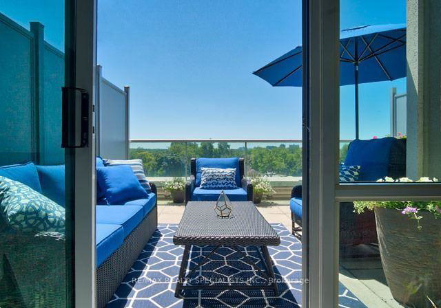 1-avondale-avenue-toronto-north-york-ontario-c13674942