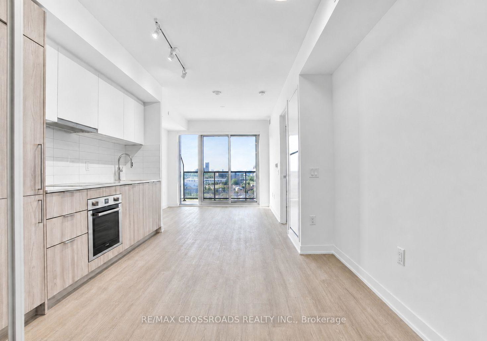 15-david-salomon-drive-toronto-east-york-ontario-c13674990