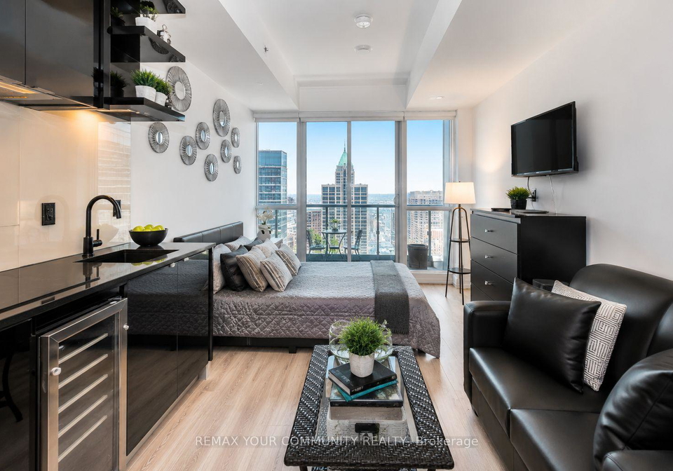 70-temperance-street-toronto-toronto-ontario-c13675012