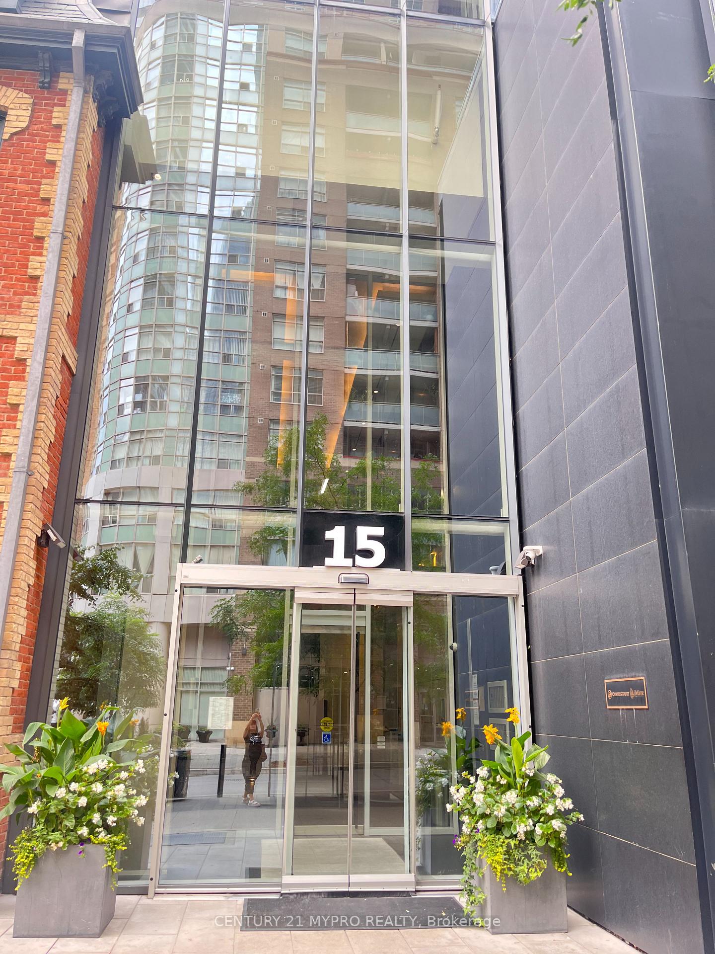 15-grenville-street-toronto-toronto-ontario-c13675238