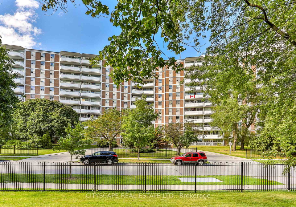 100-rowena-drive-toronto-north-york-ontario-c13675624