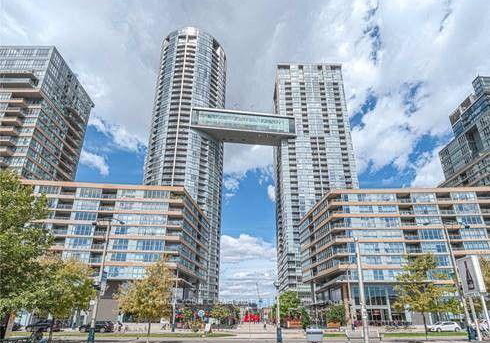21-iceboat-terrace-toronto-toronto-ontario-c13675838