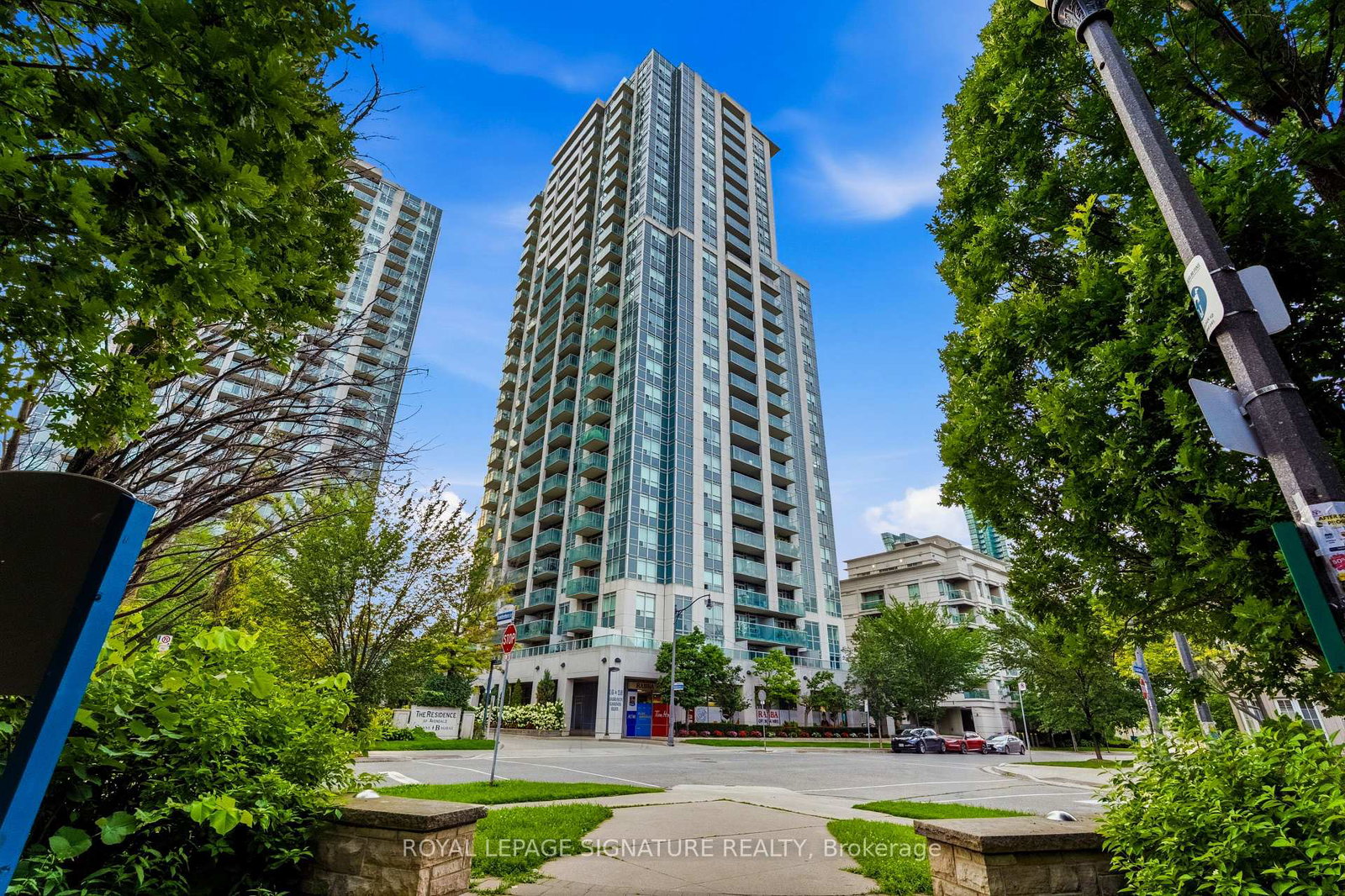16-harrison-garden-boulevard-toronto-north-york-ontario-c13675920