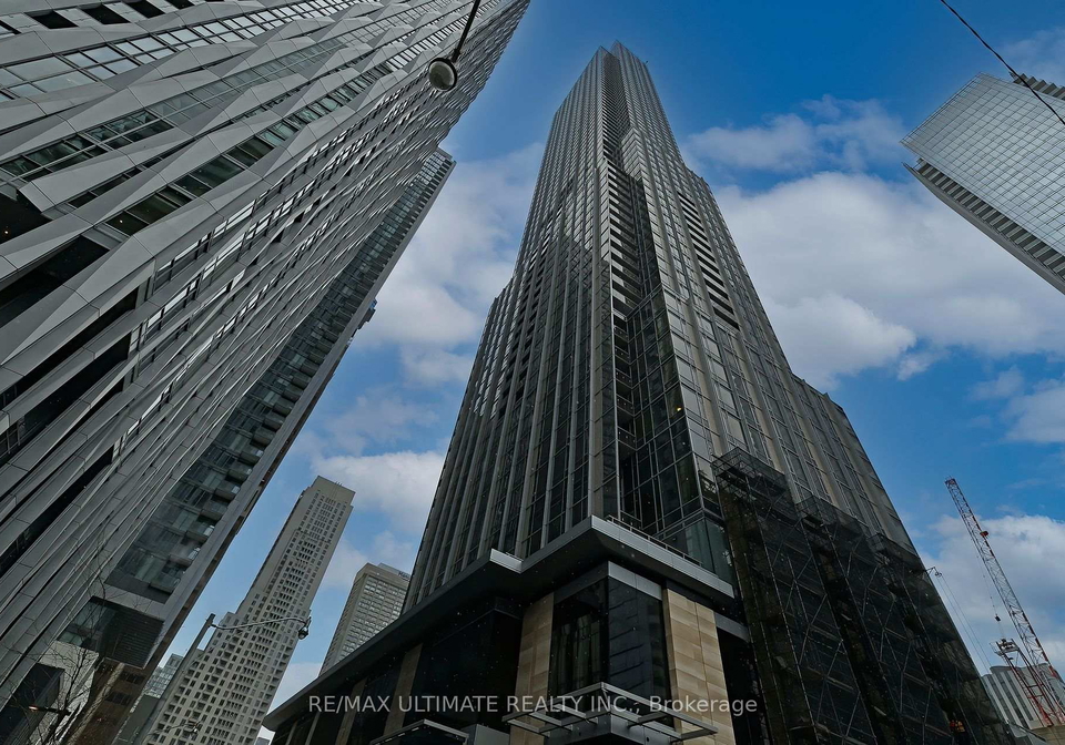 11-yorkville-avenue-toronto-toronto-ontario-c13675940