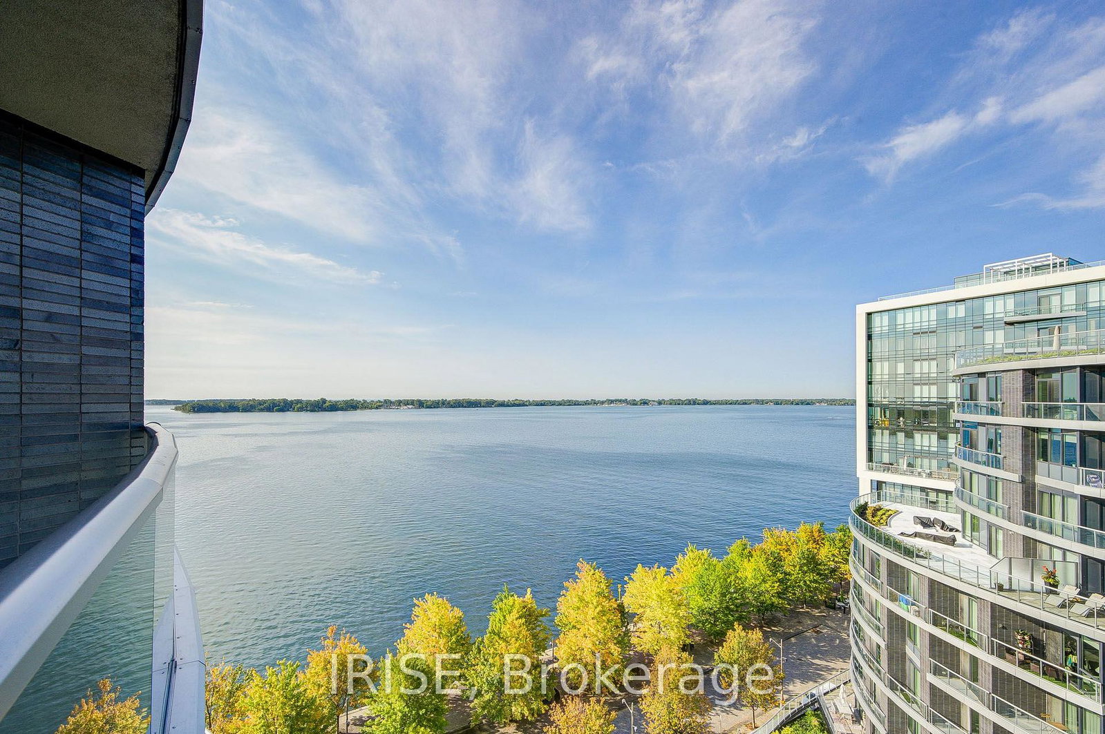 1-edgewater-drive-toronto-toronto-ontario-c13675956