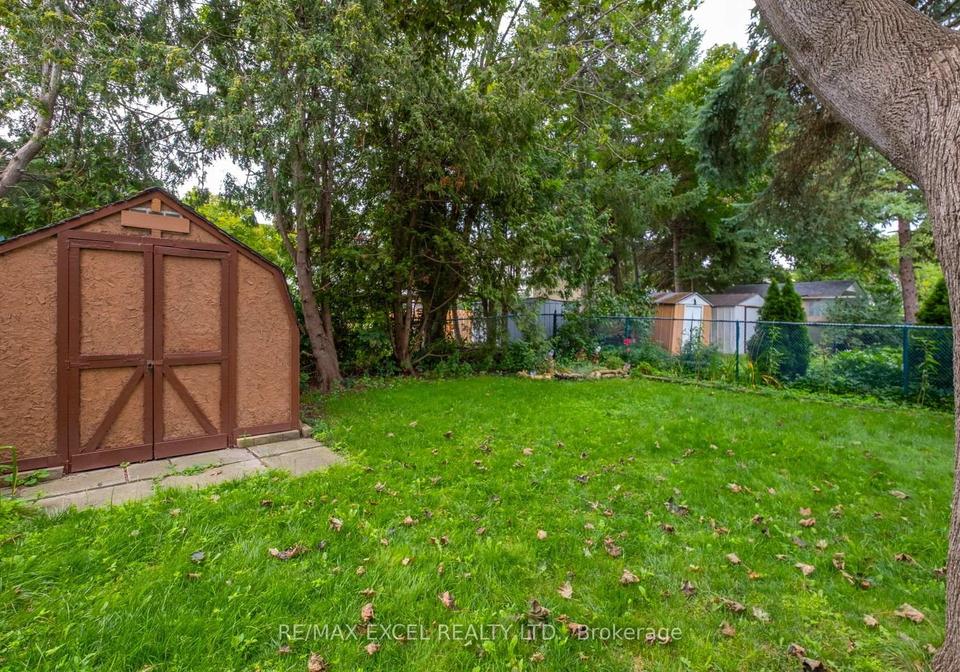 68-applegate-crescent-toronto-north-york-ontario-c13675972