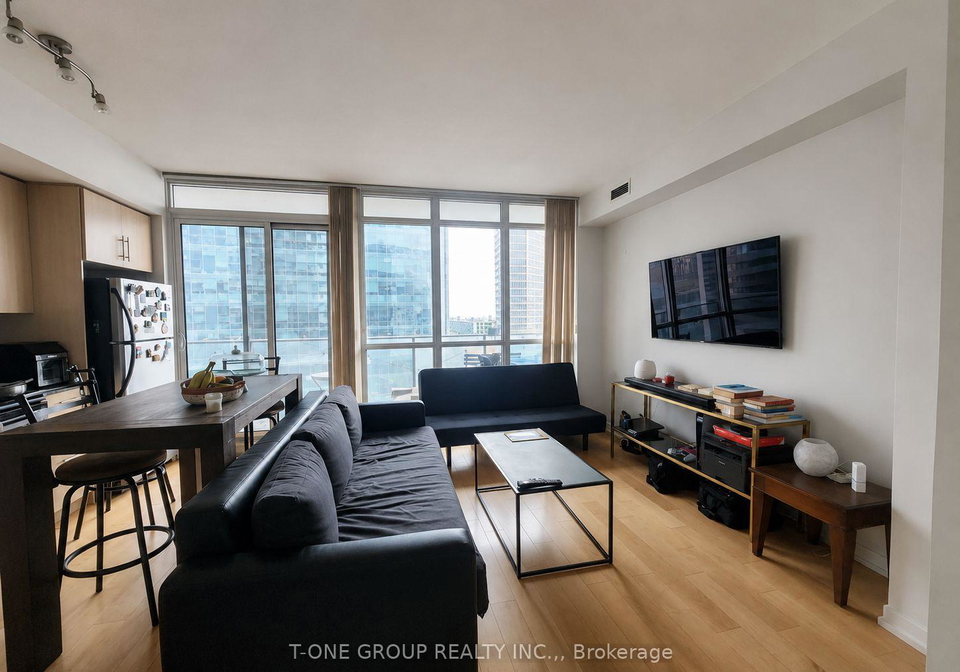 55-bremner-boulevard-toronto-toronto-ontario-c13676042