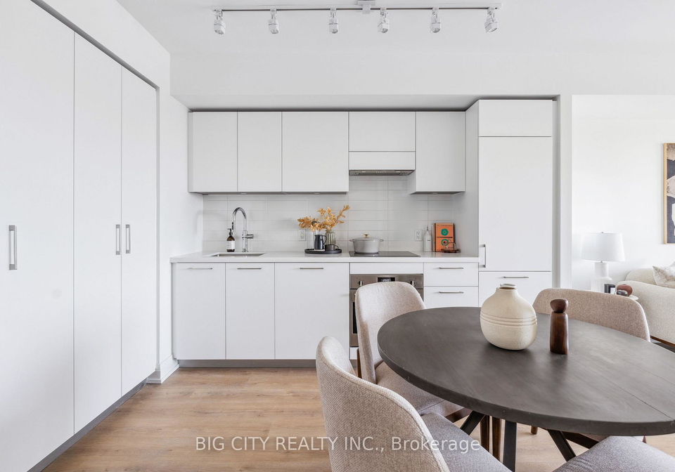 36-brentcliffe-road-toronto-east-york-ontario-c13676342