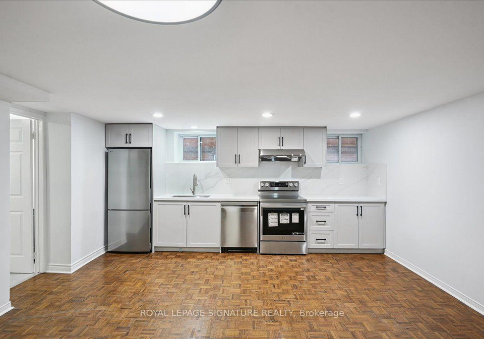 12-castle-view-avenue-toronto-toronto-ontario-c13676460