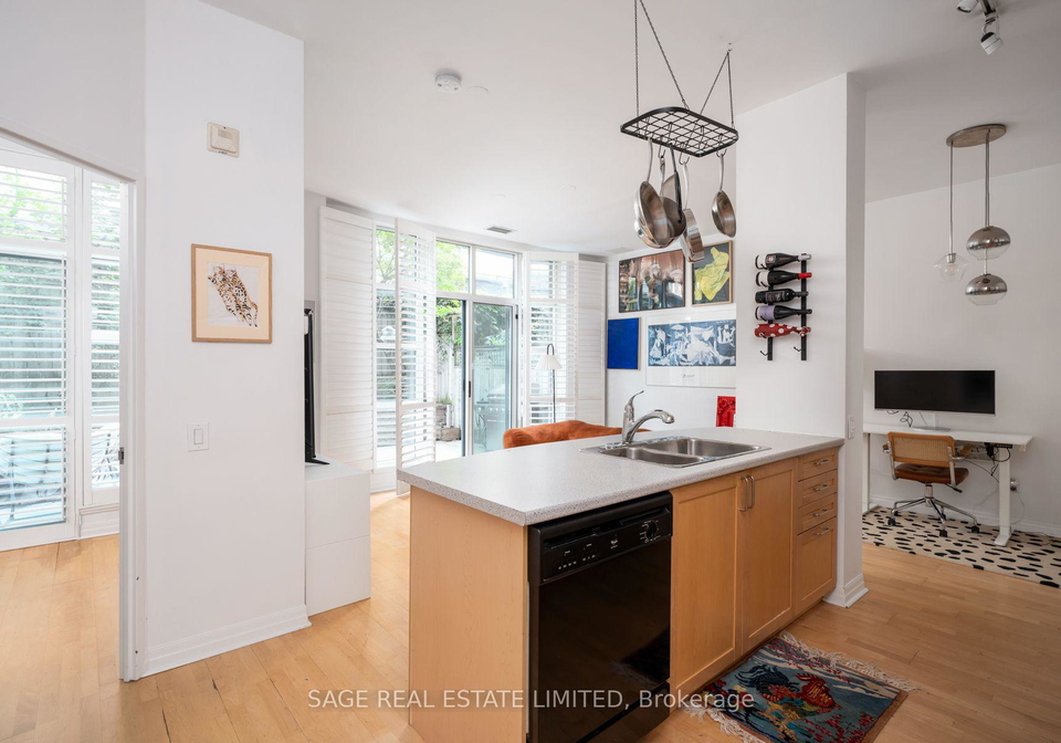 901-queen-street-w-toronto-toronto-ontario-c13676870