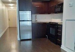 126-simcoe-street-toronto-toronto-ontario-c13677018