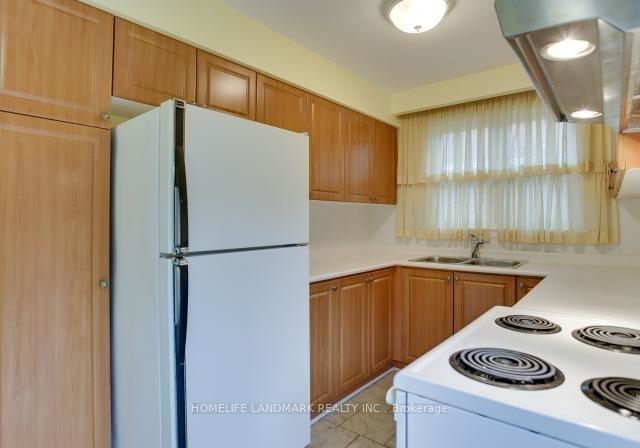 18-paultiel-drive-toronto-north-york-ontario-c13677366