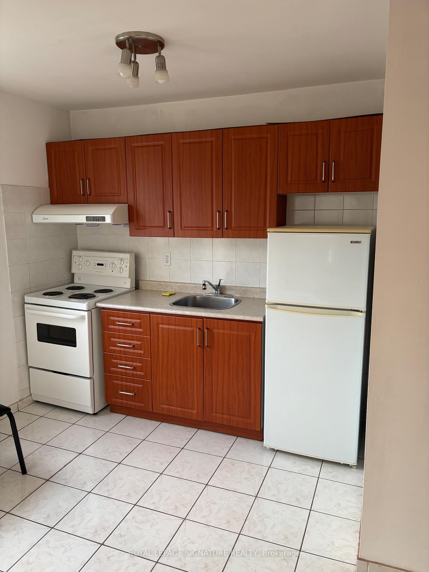 620-dundas-street-w-toronto-toronto-ontario-c13677604