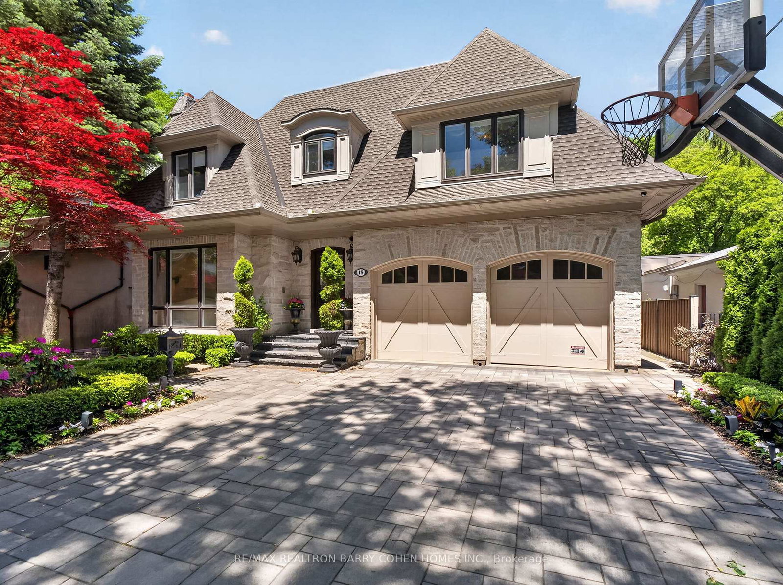18-brookfield-road-toronto-north-york-ontario-c13678138