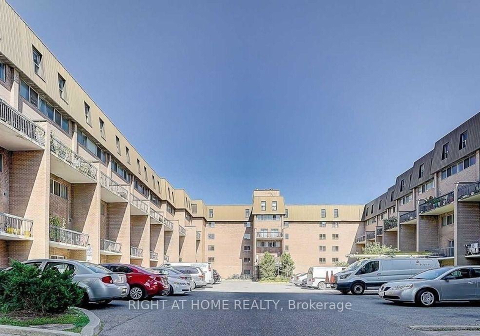 165-cherokee-boulevard-toronto-north-york-ontario-c13678346