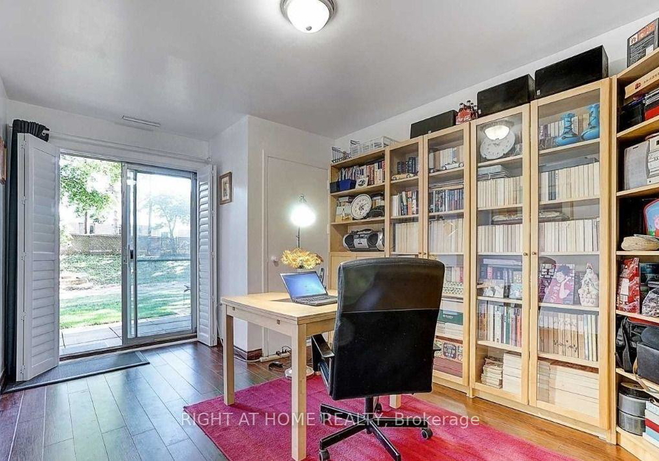 165-gf-cherokee-boulevard-toronto-north-york-ontario-c13678354
