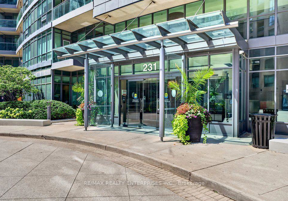 231-fort-york-boulevard-toronto-toronto-ontario-c13678368