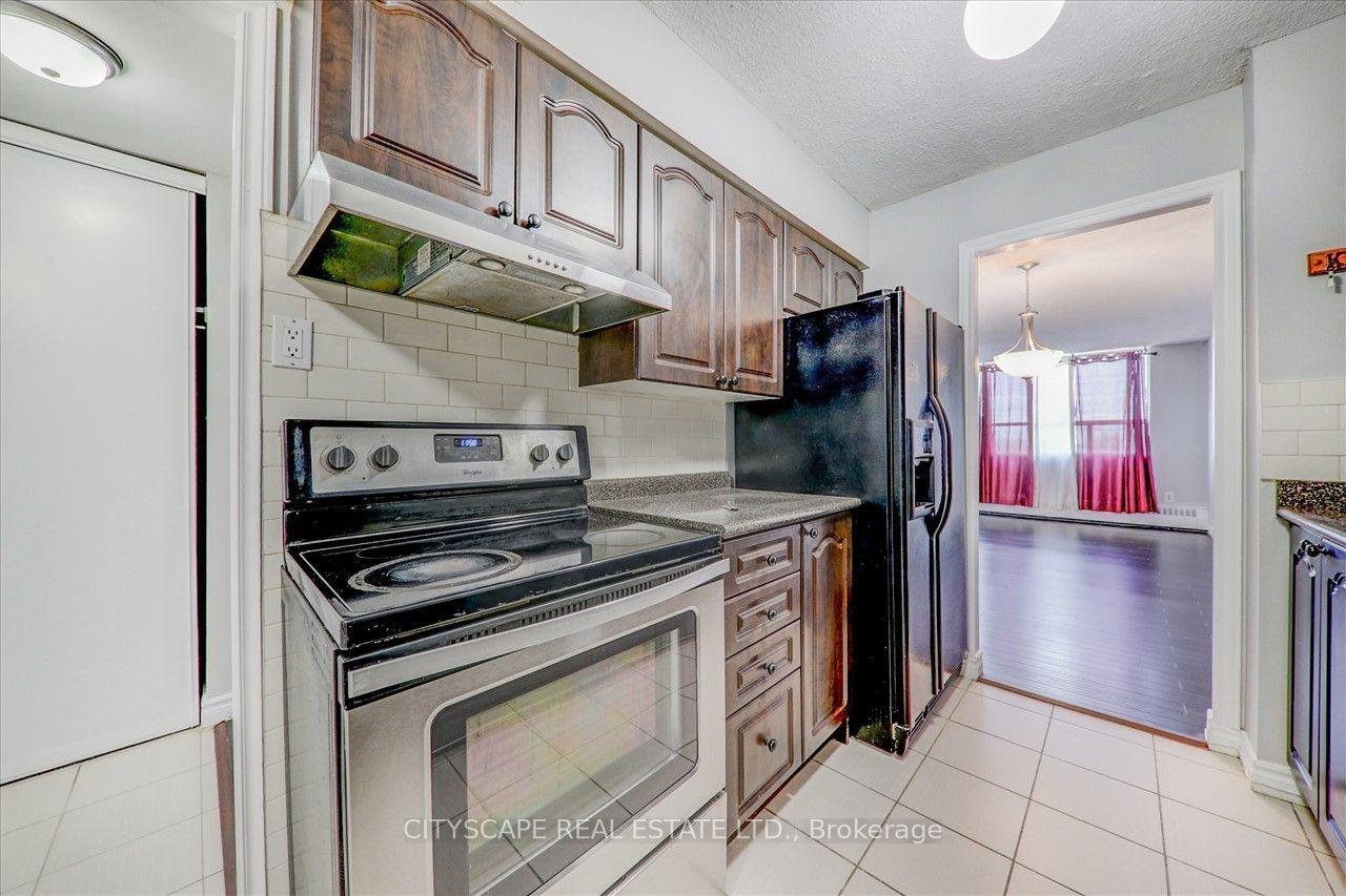 25-sunrise-avenue-toronto-north-york-ontario-c13678532