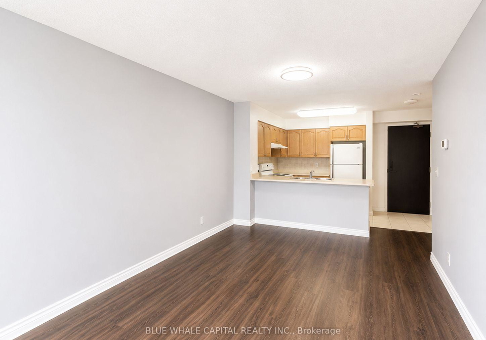 23-hollywood-avenue-toronto-north-york-ontario-c13678534