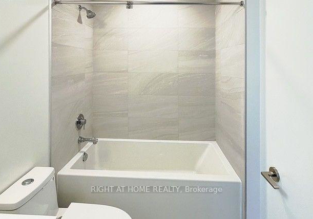 400-king-street-w-toronto-toronto-ontario-c13678652