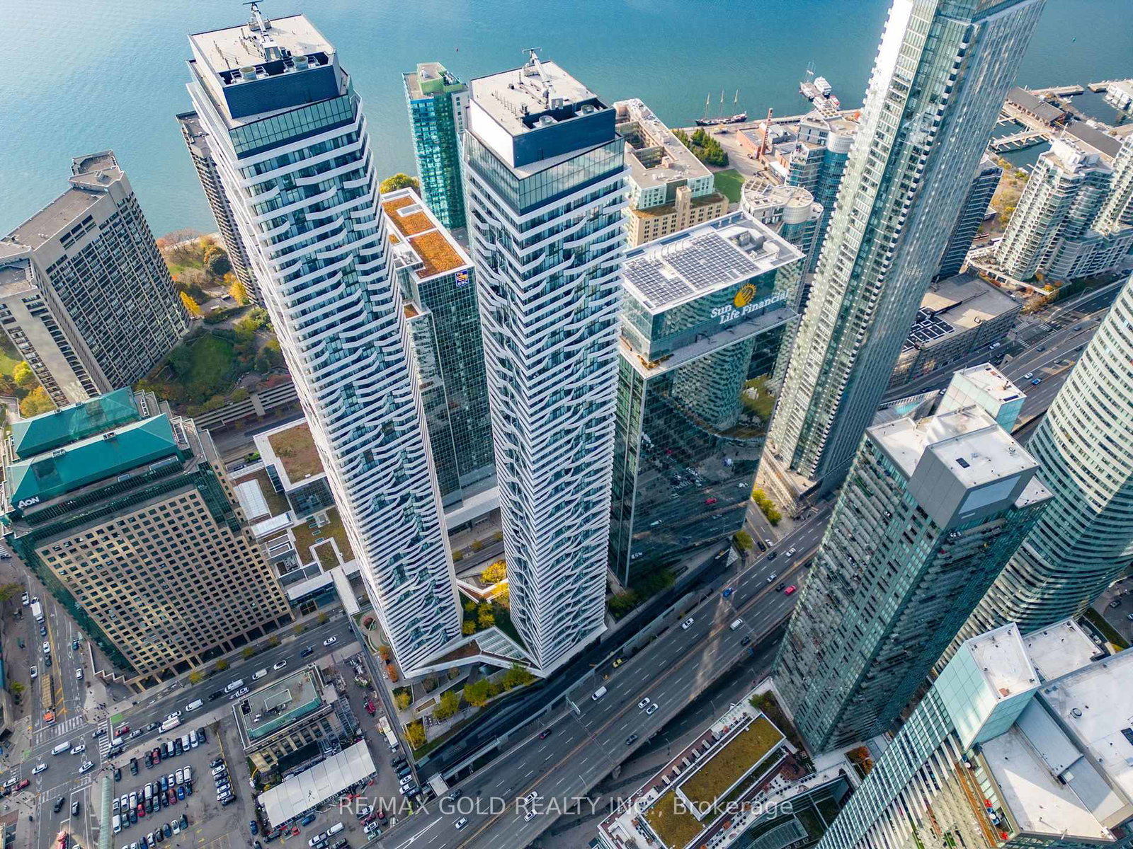 100-harbour-street-toronto-toronto-ontario-c13678654
