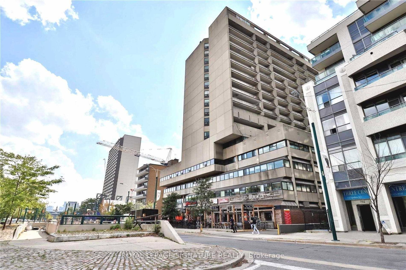 720-spadina-avenue-toronto-toronto-ontario-c13678662