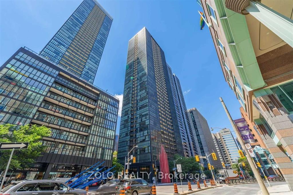 110-charles-street-e-toronto-toronto-ontario-c13678722
