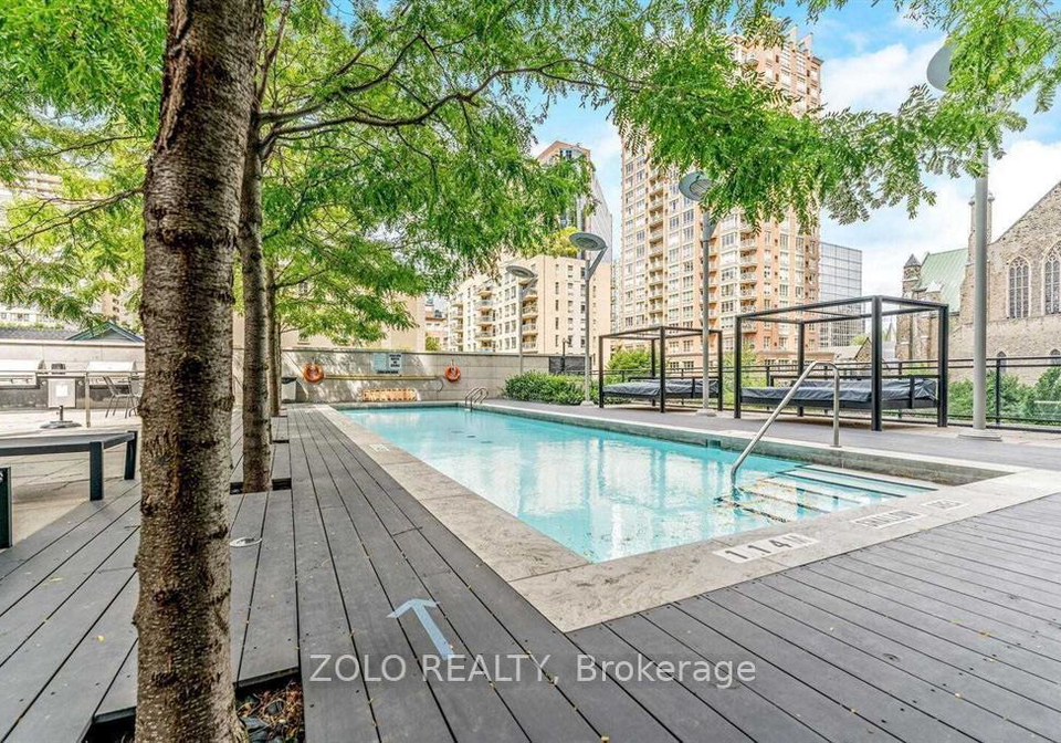 110-charles-street-e-toronto-toronto-ontario-c13678722