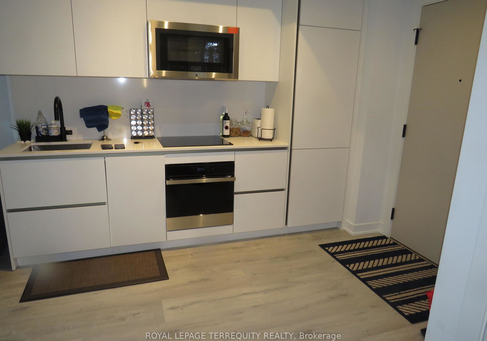 327-king-street-w-toronto-toronto-ontario-c13678770
