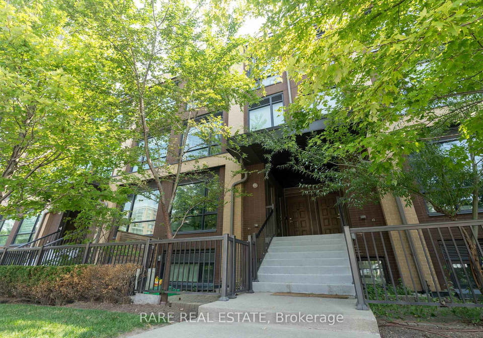 639-lawrence-avenue-w-toronto-toronto-ontario-c13678774