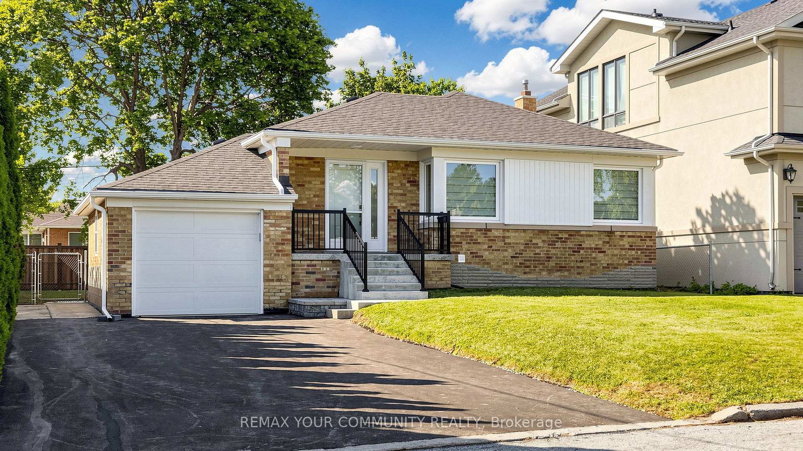 135-searle-avenue-toronto-toronto-ontario-c13678868