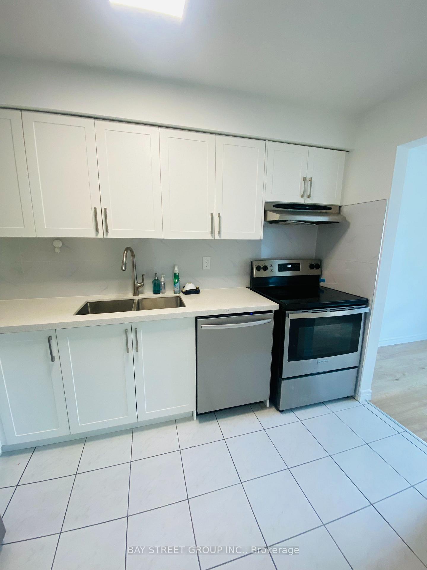 44-woody-vine-way-toronto-north-york-ontario-c13678964