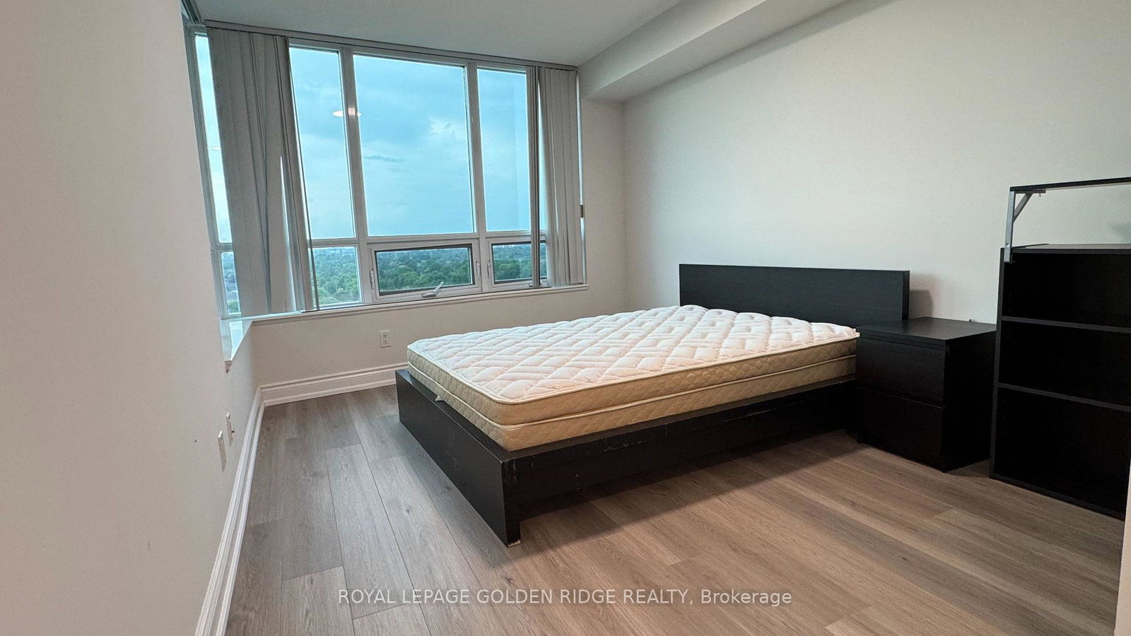 15-greenview-avenue-toronto-toronto-ontario-c13678980
