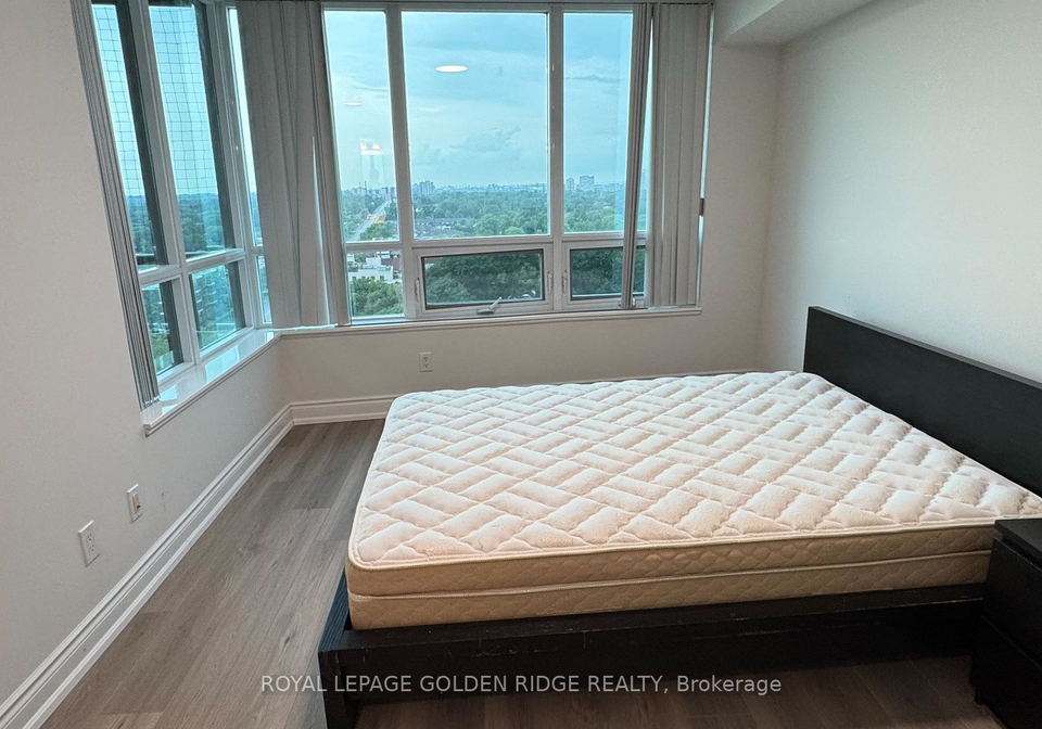 15-greenview-avenue-toronto-toronto-ontario-c13678980