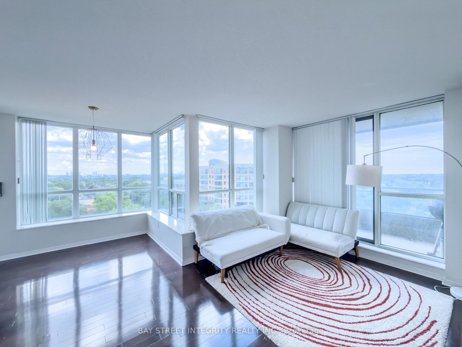 39-pemberton-avenue-toronto-north-york-ontario-c13679012