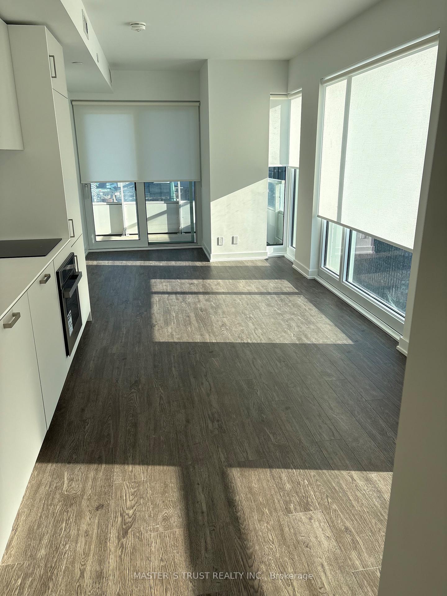 88-queen-street-e-toronto-toronto-ontario-c13679024