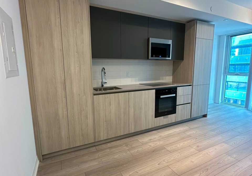 400-king-street-w-toronto-toronto-ontario-c13679032