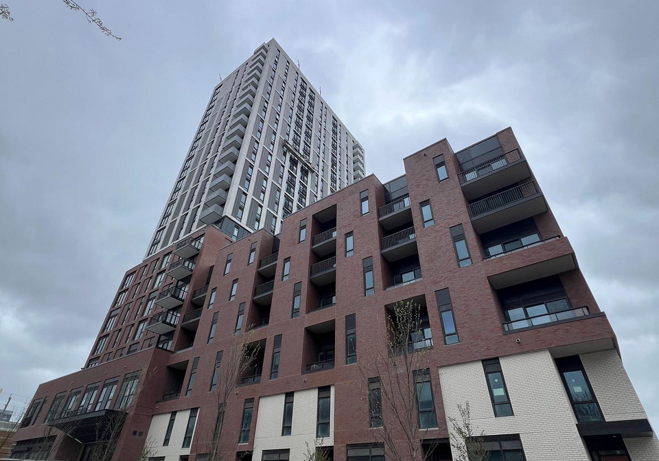 10-oak-street-toronto-toronto-ontario-c13679036