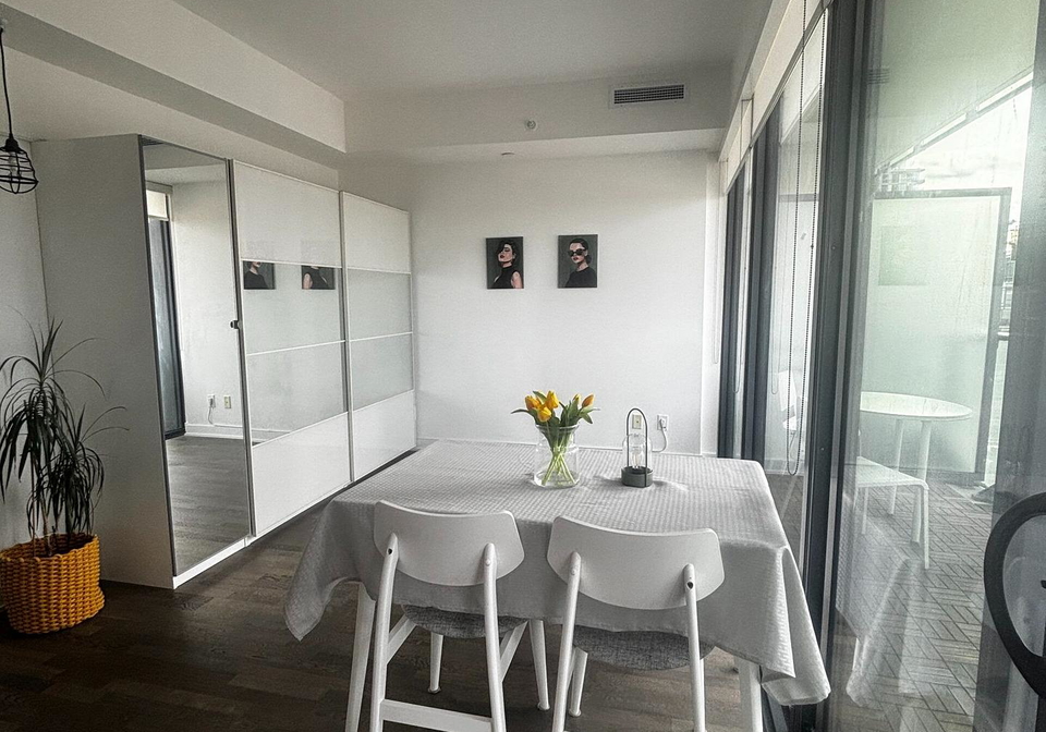 185-roehampton-avenue-toronto-toronto-ontario-c13679128
