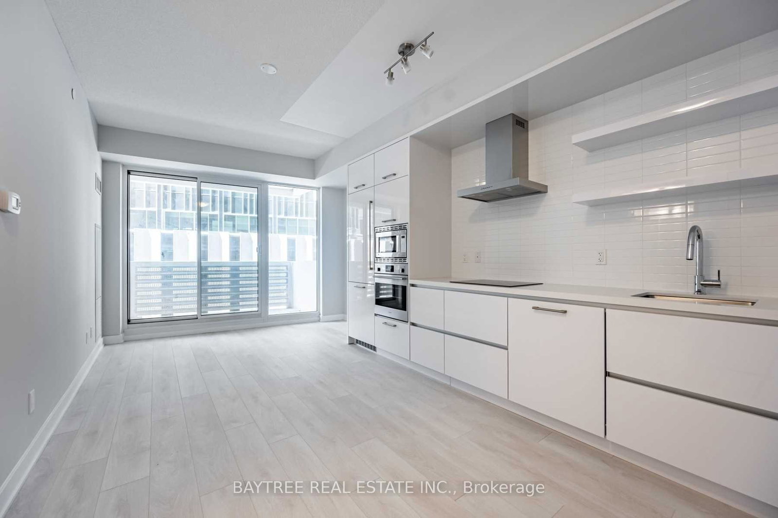2221-yonge-street-toronto-toronto-ontario-c13679344