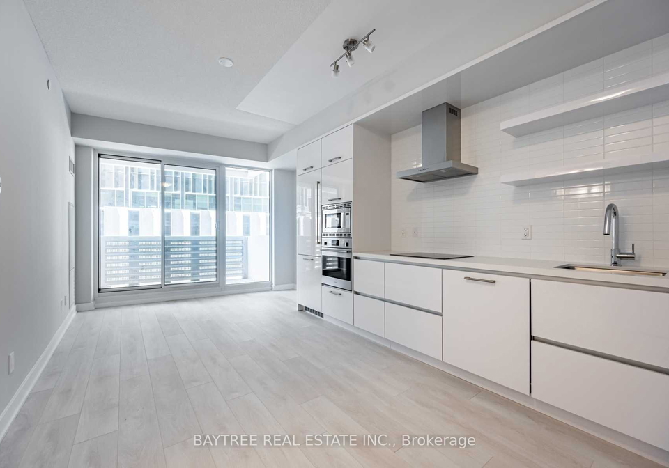 2221-yonge-street-toronto-toronto-ontario-c13679344