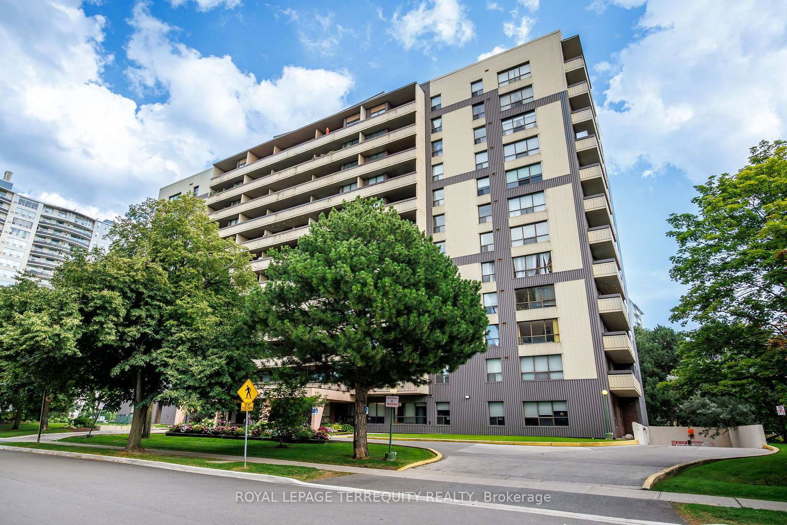 100-canyon-avenue-toronto-toronto-ontario-c13679476