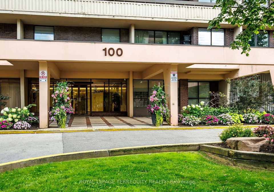 100-canyon-avenue-toronto-toronto-ontario-c13679476