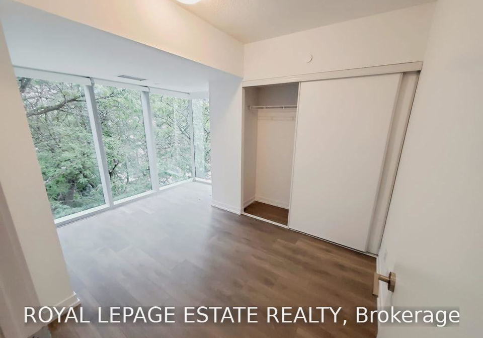 219-dundas-street-e-toronto-toronto-ontario-c13679506