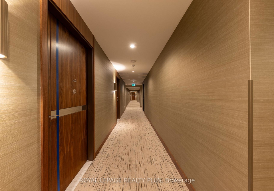 68-esther-shiner-boulevard-toronto-north-york-ontario-c13679530