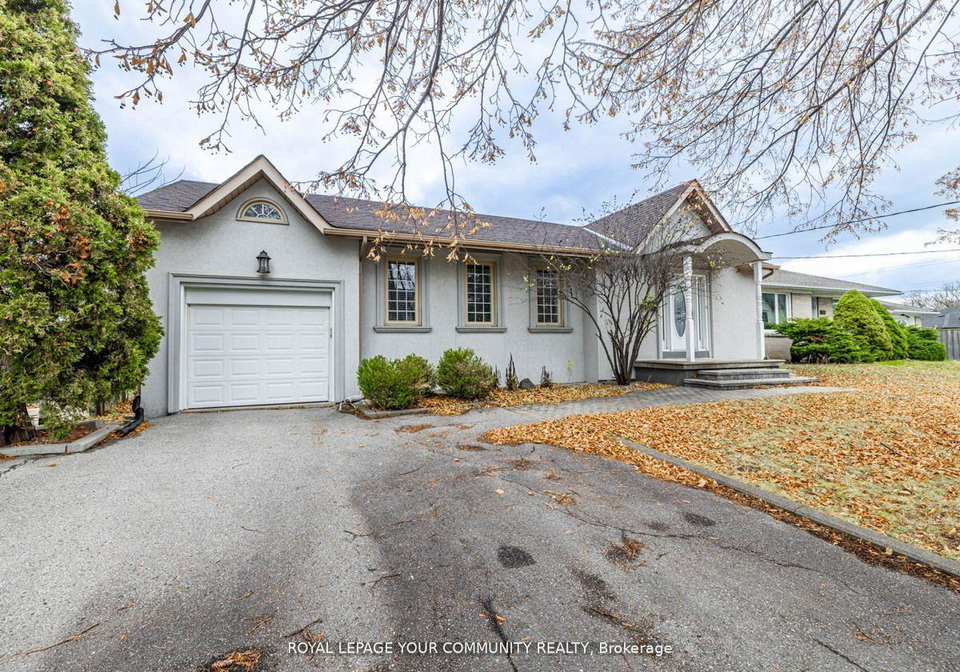 9-robson-place-e-toronto-toronto-ontario-c13679584