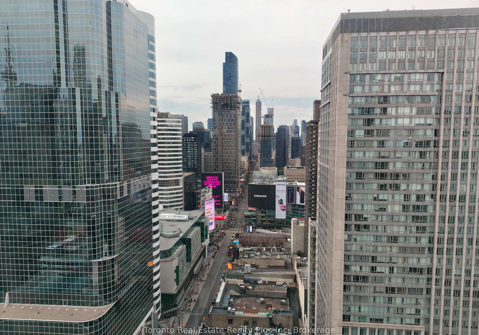 197-yonge-street-toronto-toronto-ontario-c13679646